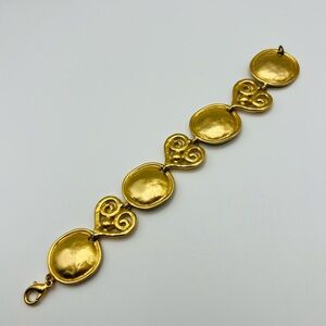 Vintage Gold Tone Link Bracelet Hammered Medallion Hearts 7”